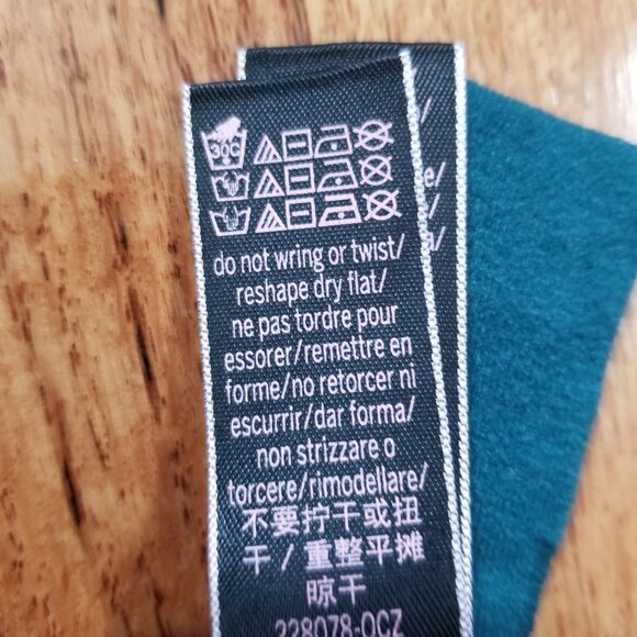 Victoria's Secret teddy garters S - Picture 9 of 9